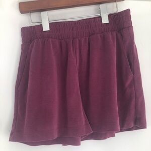 Lou & Grey - Burgundy Shorts